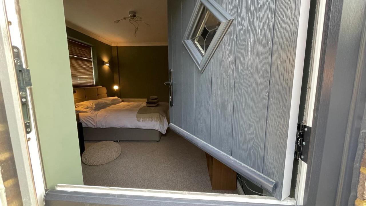 Fab Stay Uk - Coastal And Country Retreat With Free Secure Off Road Parking Minutes From Both Dover And Deal Exterior foto